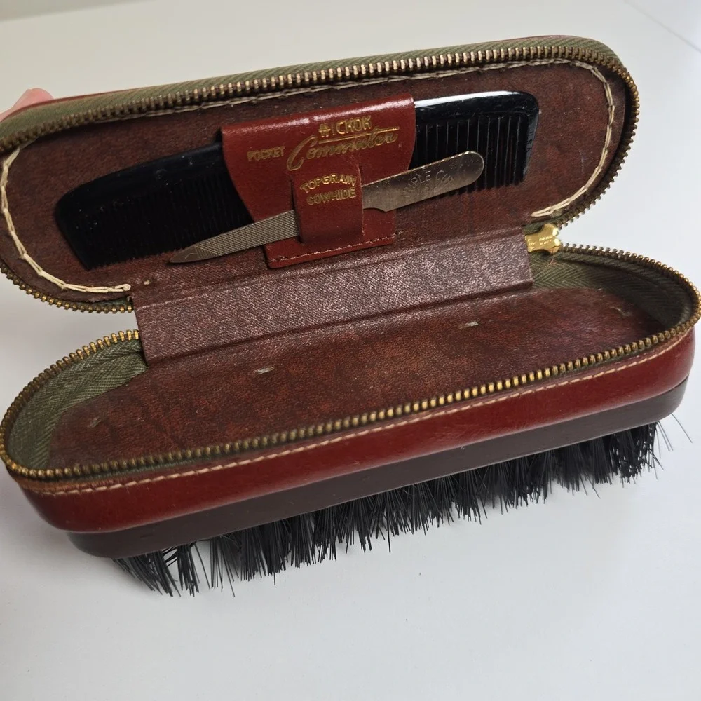 Vintage Hickok Commuter Leather Travel Valet Grooming Kit Brush Comb File & Case